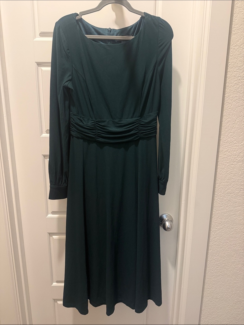 Jessica Howard Deep Green Long Sleeve Ruched Waist Dress